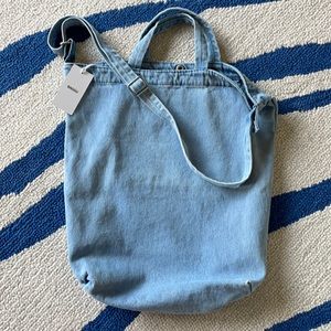 NWT - BAGGU Denim Duck Bag 🦆